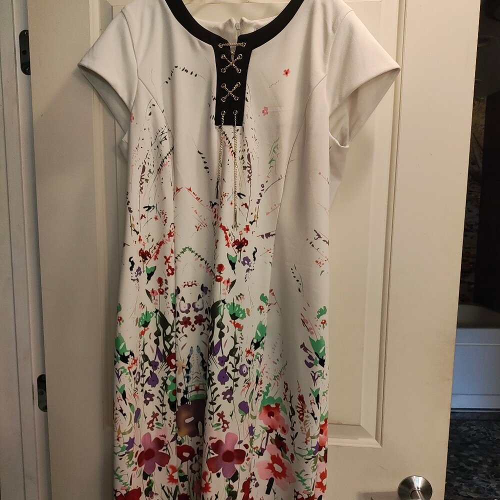 Pierri New York White Floral Dress Size 16